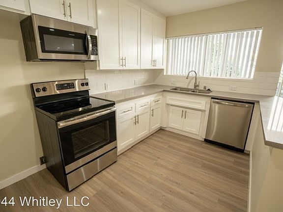 3rd image of 1110 20th St APT B