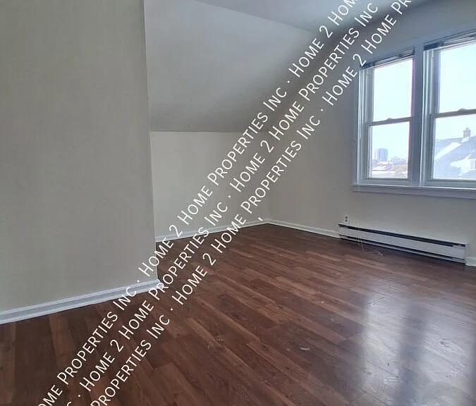 873 Assumption St #4 — Photo 9
