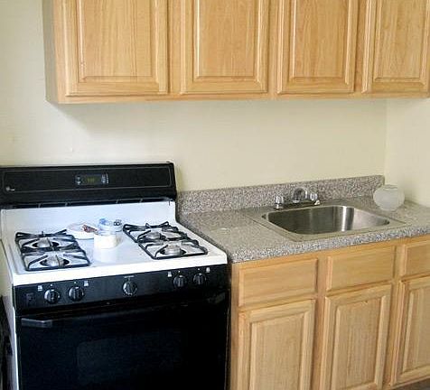 5th image of 1026 President St APT 2G