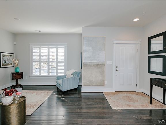 2nd image of 5400 Masons Ln