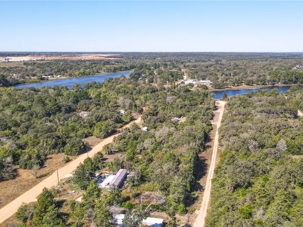 Cedar Dr, Caldwell, TX 77836