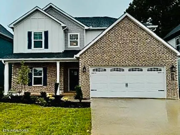 1904 Melton Meadows Dr, Maryville, TN 37803