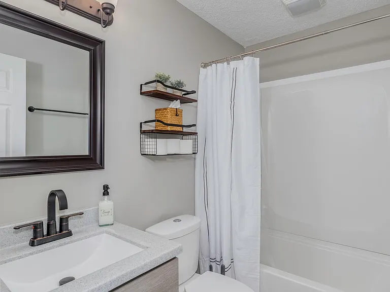 8126 Xenia Dr — Photo 6