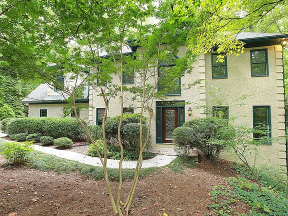 3rd image of 4655 Jefferson Township Ln