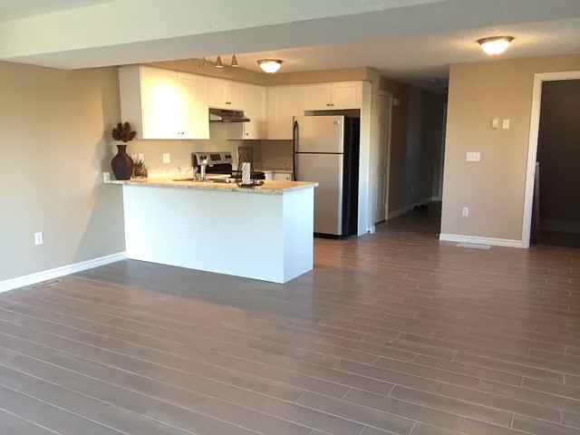 74 Rodgers Rd — Photo 2