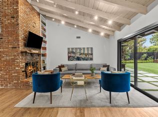 2311 Donella Cir, Los Angeles, CA 90077