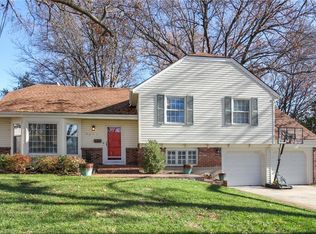 9311 Dearborn St, Overland Park, KS 66207