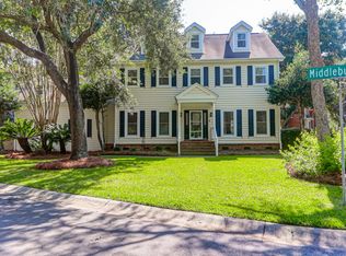 2096 Middleburg Ln, Mount Pleasant, SC 29464