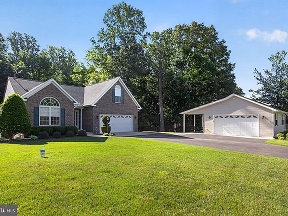2nd image of 11340 Fair Fountain Farm Rd