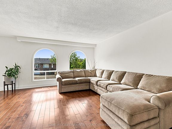 5th image of 505 Appledore Cres