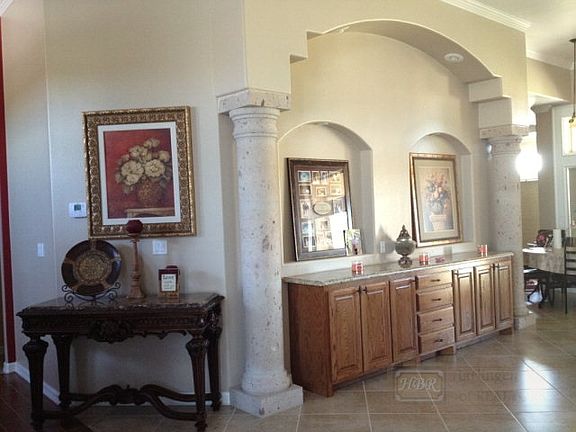 4th image of 7821 Gastin Dr