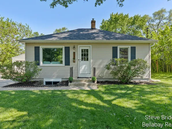 1179 Koster St, Jenison, MI 49428