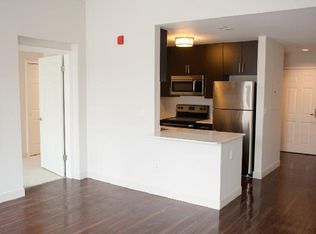 162 Saint Botolph St #7B, Boston, MA 02115