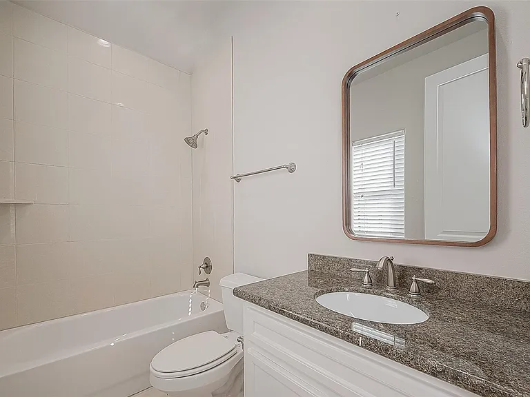 2634 Texas St — Photo 34