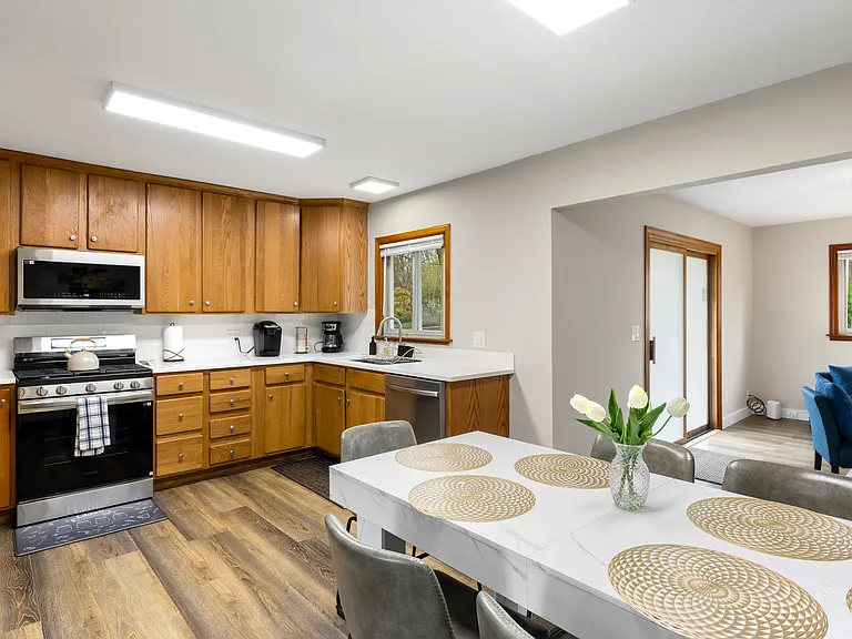 119 W Green Meadows Blvd — Photo 35