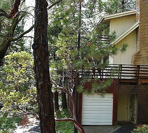 2nd image of 1960 Patricia Ln