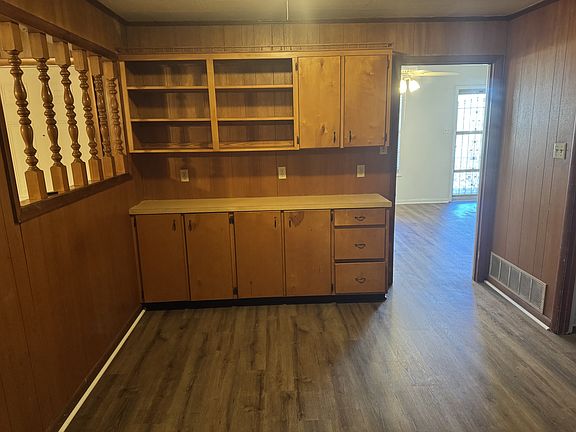 3rd image of 513 3rd St
