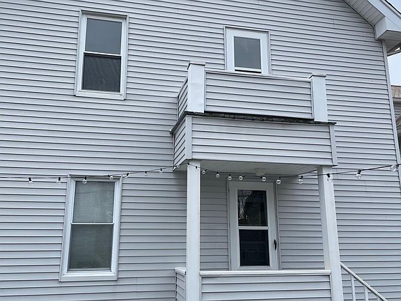 4th image of 1447 Westwood Ave