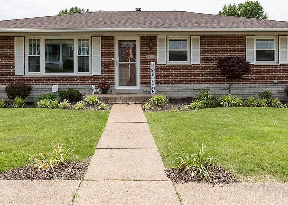 1st image of 3828 Robert Ave