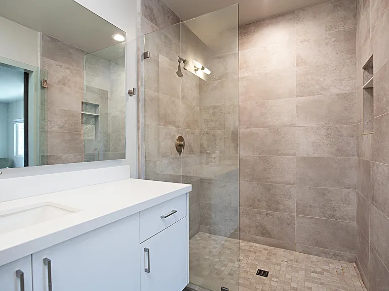 3047 Keats St — Photo 17