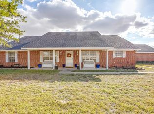 520 Thomas Rd, Springtown, TX 76082