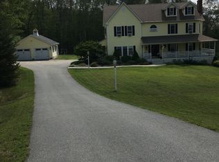 37 Farm Gate Rd, Colchester, CT 06415