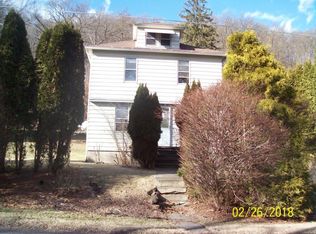 26 Lamoreaux St, Nanticoke, PA 18634
