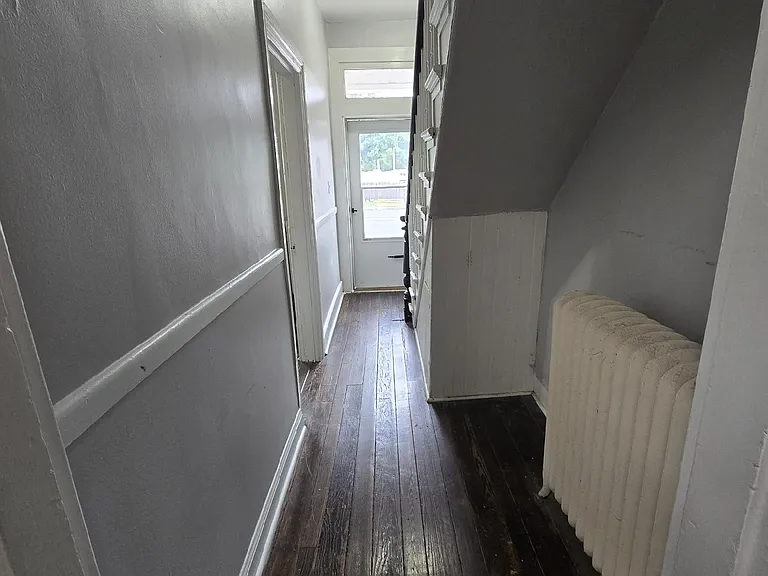 709 Idlewood Ave — Photo 4