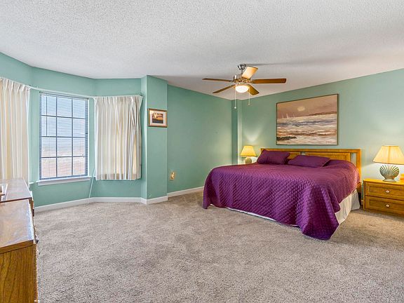 4th image of 6108 N Ocean Blvd. #704