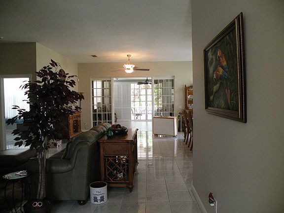 3rd image of 7420 SE Marsh Fern Ln