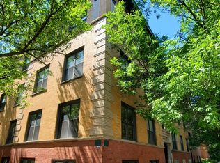 1106 W Dickens Ave #1, Chicago, IL 60614