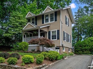 15 Florence Pl, Caldwell, NJ 07006