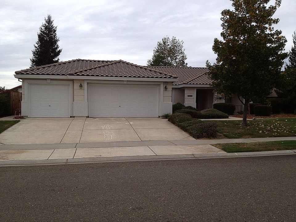 1st image of 4416 McRoberts Dr