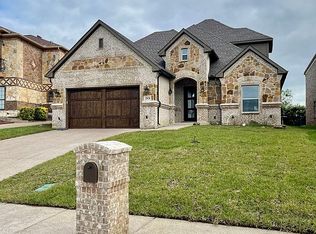 2828 Fountain View Blvd, Cedar Hill, TX 75104
