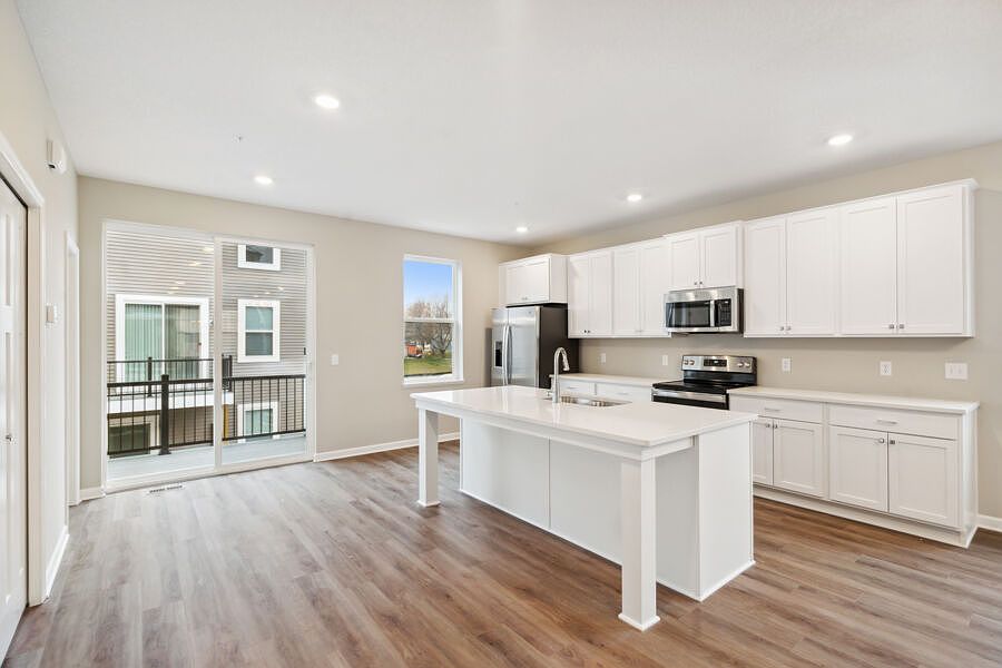 1st image of 7680 Cruise Way