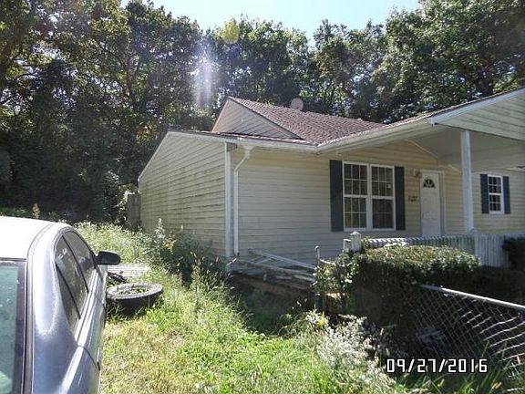 3rd image of 5137 Freeman Ave
