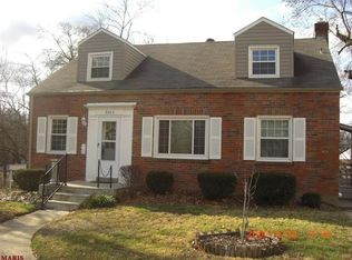 9563 Plainfield Dr, Saint Louis, MO 63119