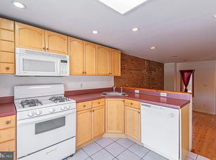 701 S Mole St #1, Philadelphia, PA 19146