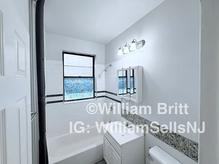 266 Beech St #4 — Photo 7