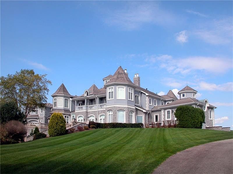 333 Castle Dr, Belle Vernon, PA 15012 Zillow