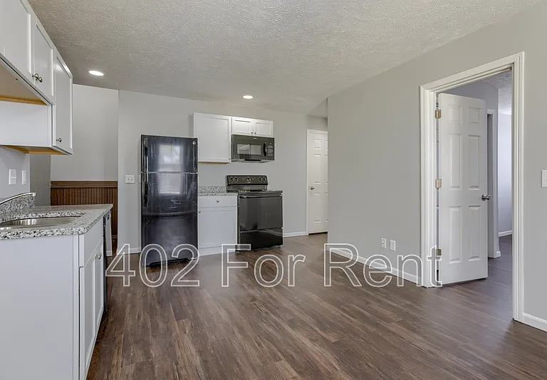 2233 S 20th St #3 — Photo 3