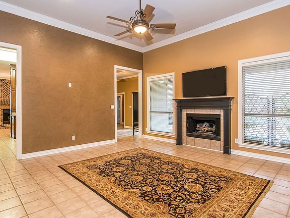 5th image of 111 Wood Creek Ct
