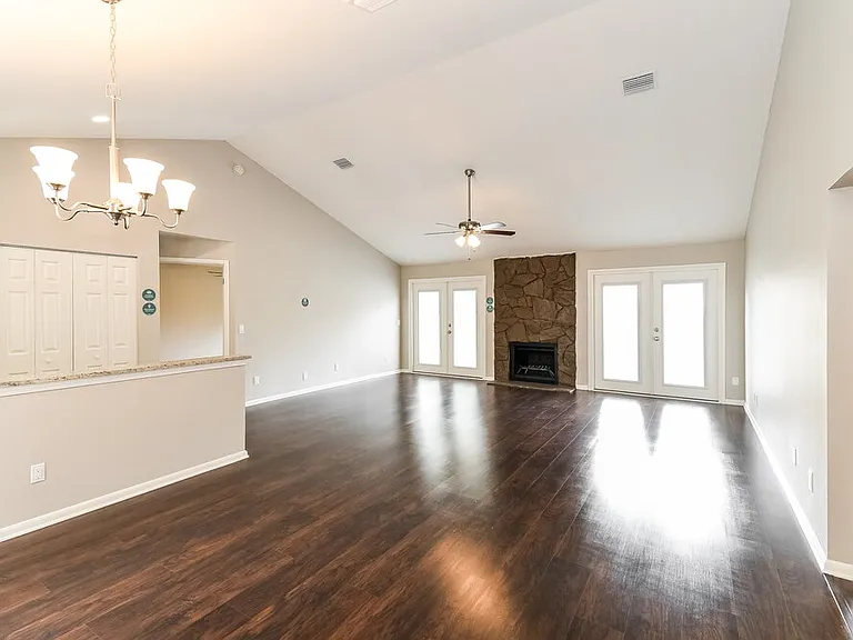 10335 Arrow Forest Ct — Photo 6