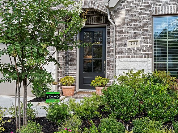 4th image of 17168 Crimson Crest Dr