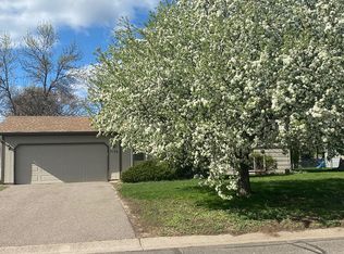 7136 116th Ave N, Champlin, MN 55316