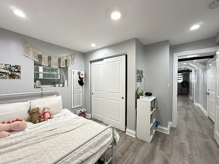 6257 N Lakewood Ave #2 — Photo 17