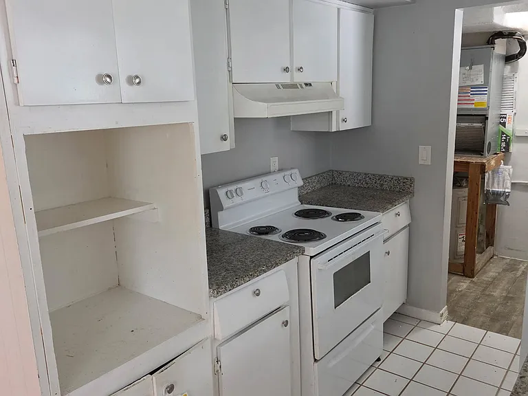 2939 Los Altos Dr #B — Photo 5