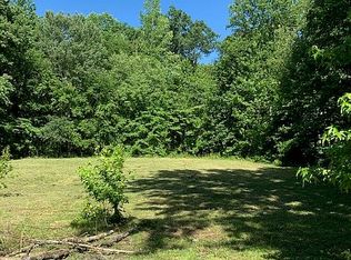 1750 N Coxburg Rd, Holladay, TN 38341