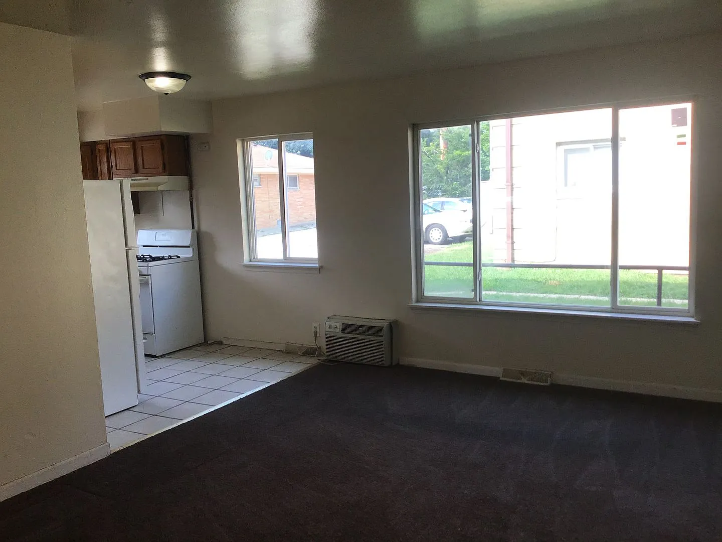 7811 W Hampton Ave — Photo 4