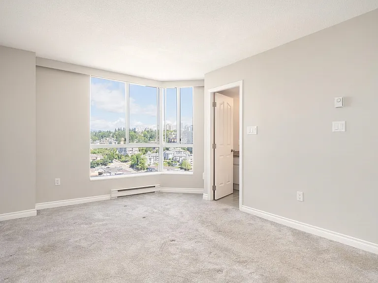 1235 Quayside Dr #1704 — Photo 17